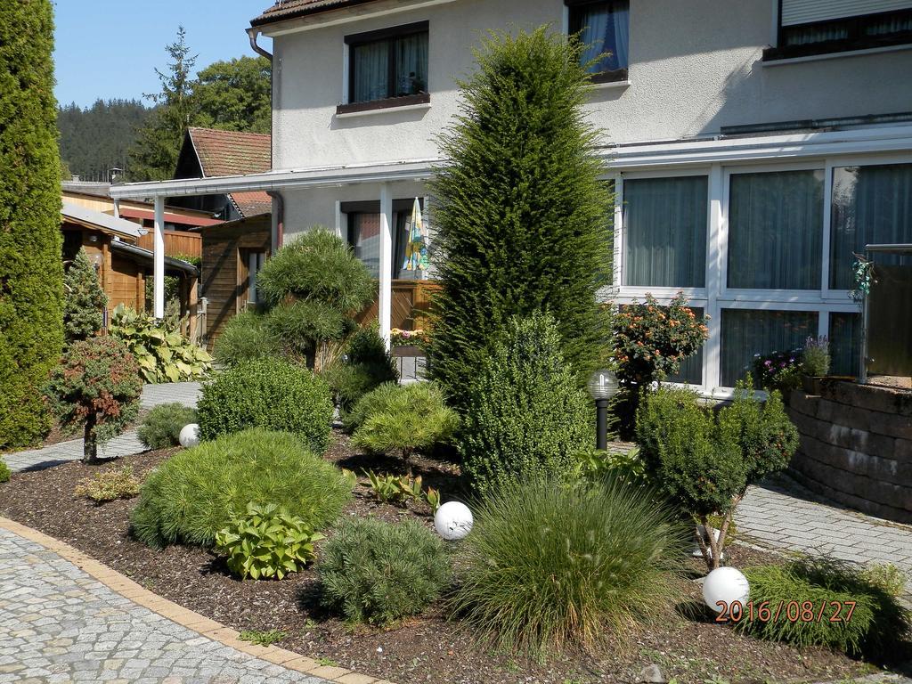 Ferienwohnungen Haus Waltraud Steinwiesen Exterior photo